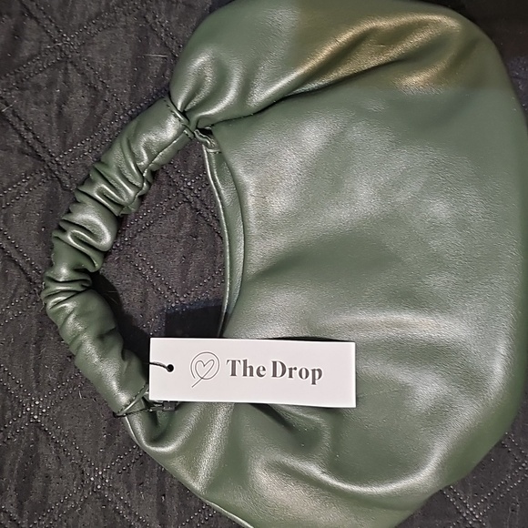 Nwt Women's Green Bag - Picture 2 of 4